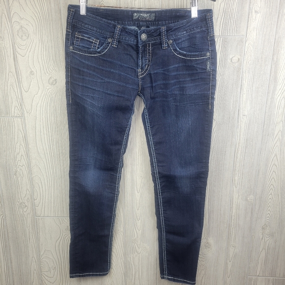 Silver Jeans - Picture 2 of 6